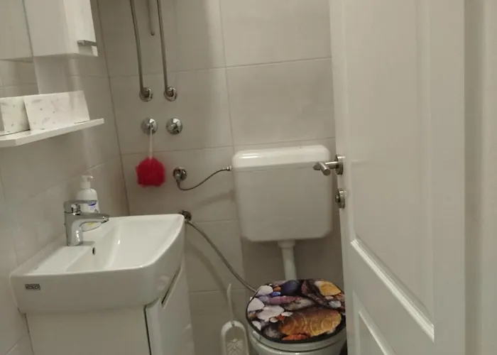 Prenociste Nina شقة *